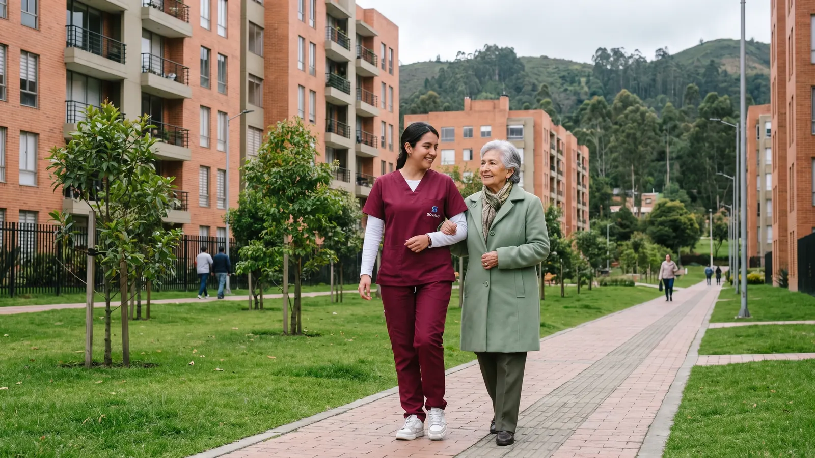 Conjunto residencial de Colina Campestre con edificios de ladrillo, senderos y zonas verdes en ladera
